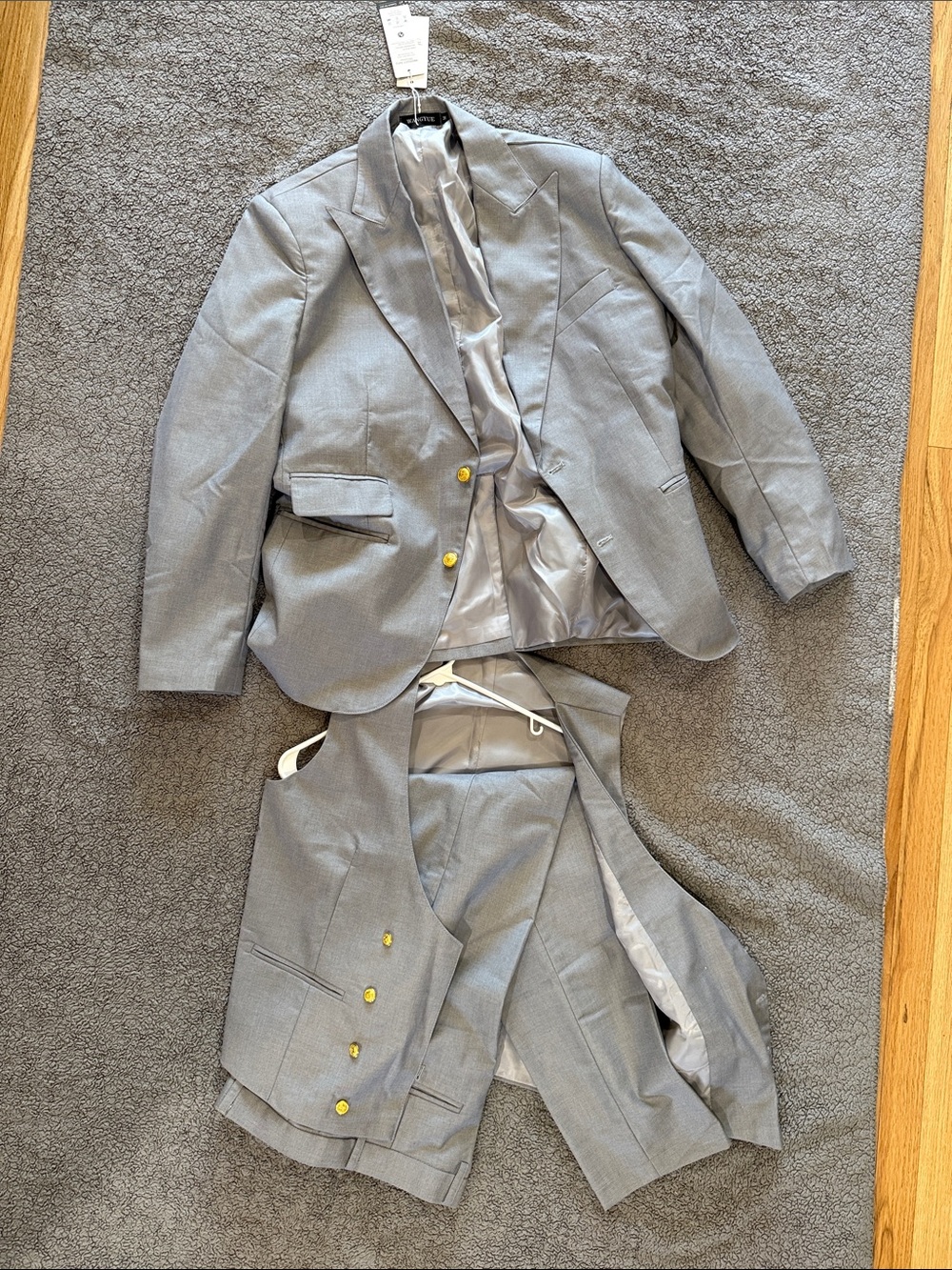Light Gray Three-Piece Suit with Gold Buttons - Men's Vest, Jacket & Trousers